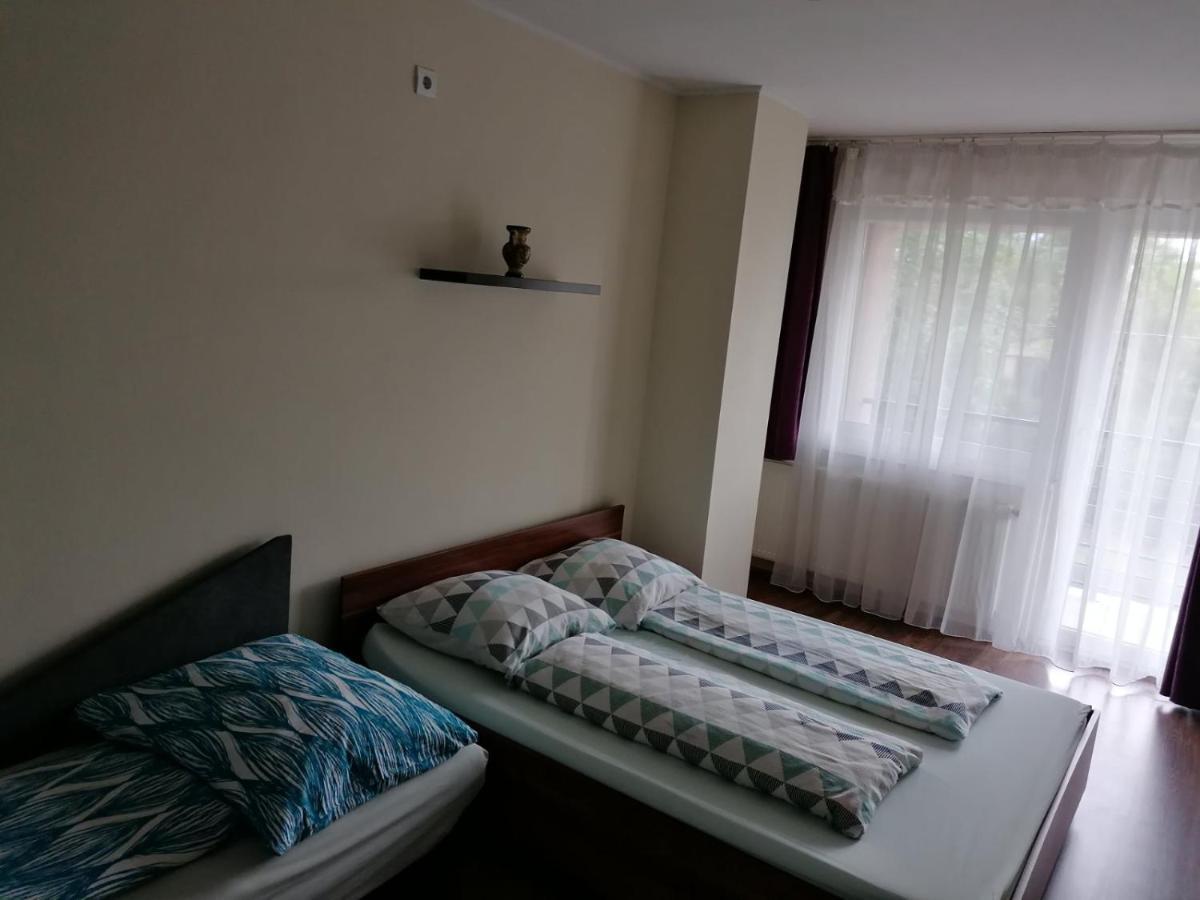 Family Holiday Apartman Nyiregyhaza Ngoại thất bức ảnh